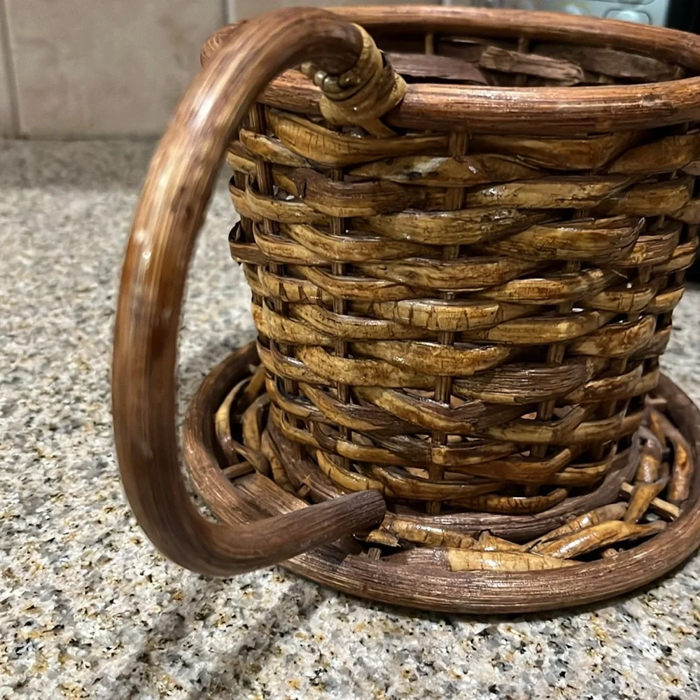 Coffee Cup Wicker Basket
